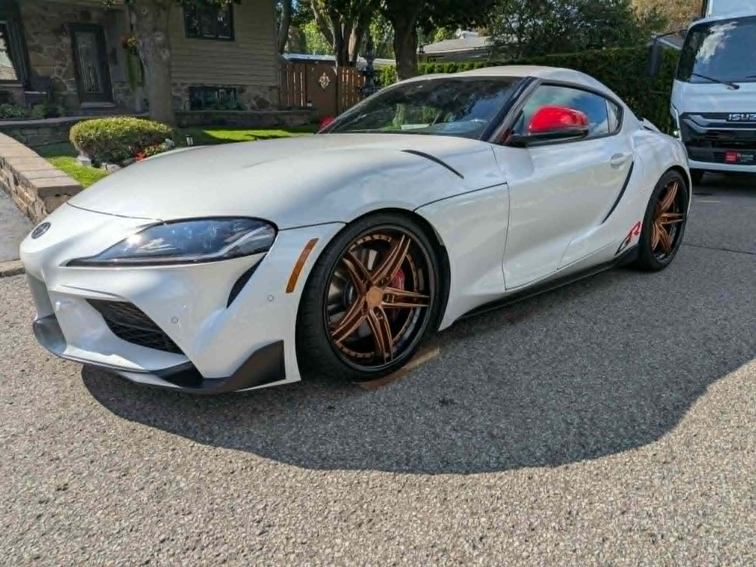 Toyota GR Supra — Mags Sentali Forgé Noir & Bronze 20" Staggered sur Venom Ragnarok GTS