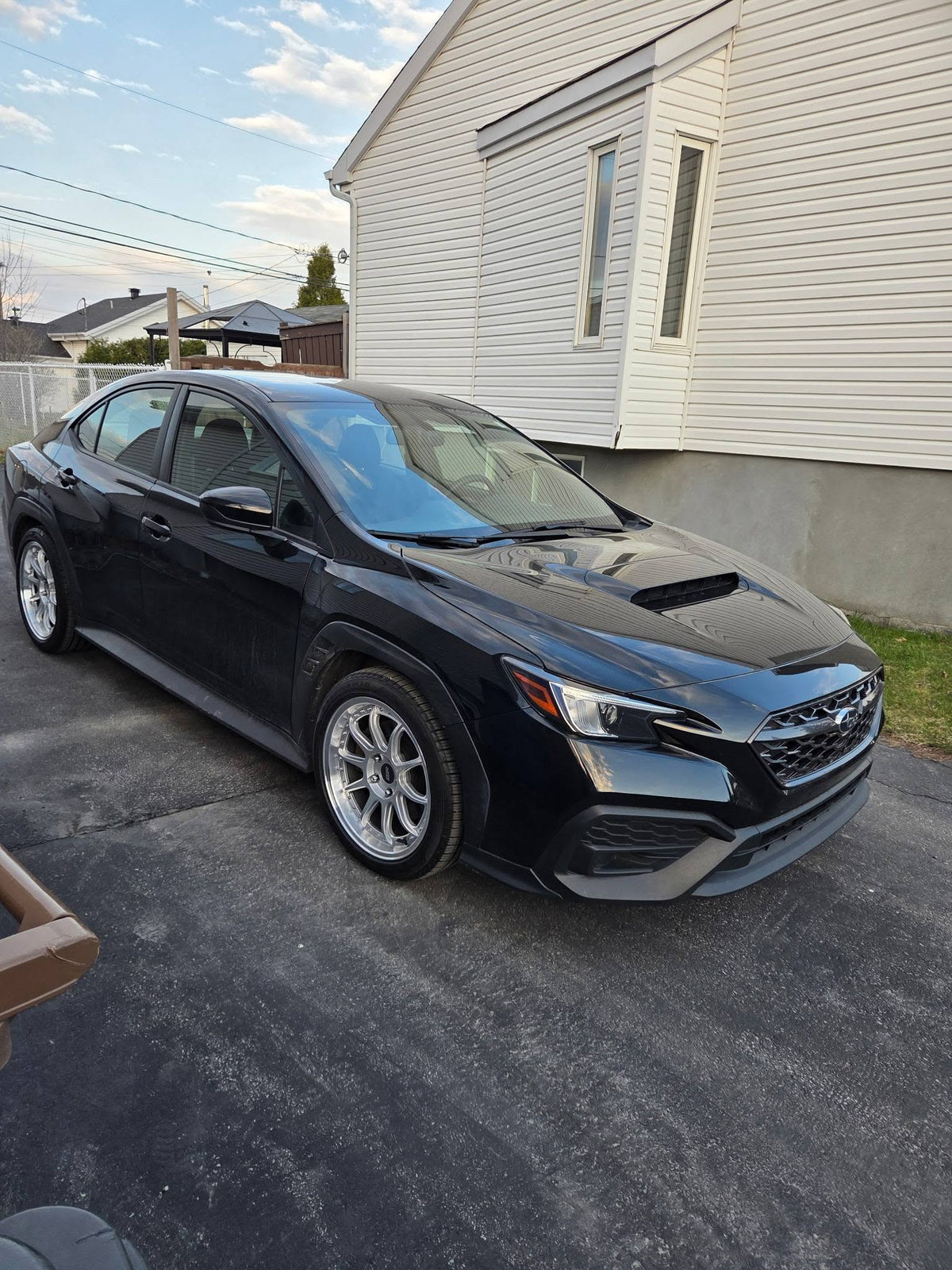 Subaru WRX 2024 — Mags ESR CS12 Hyper Silver 18 pouces