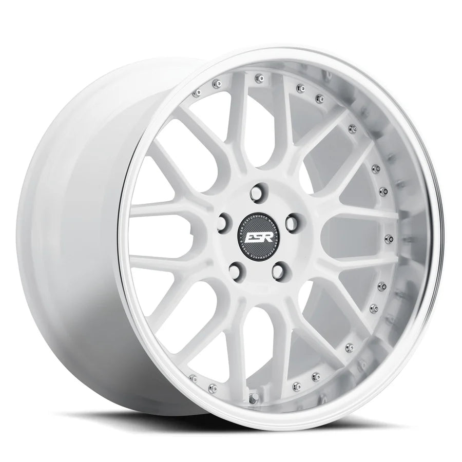 CS18 Gloss White-Machined Lip  18x8.5      ET: 35       72.6  Conical    5X114.3