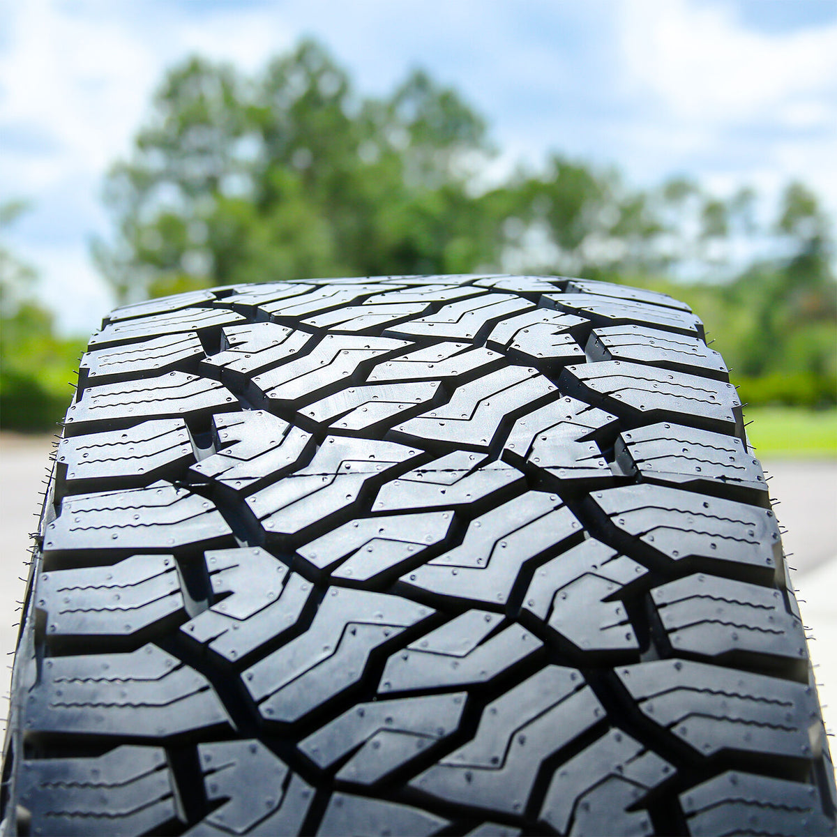 Venom Power Trail Hunter ATS 33x12.50R20